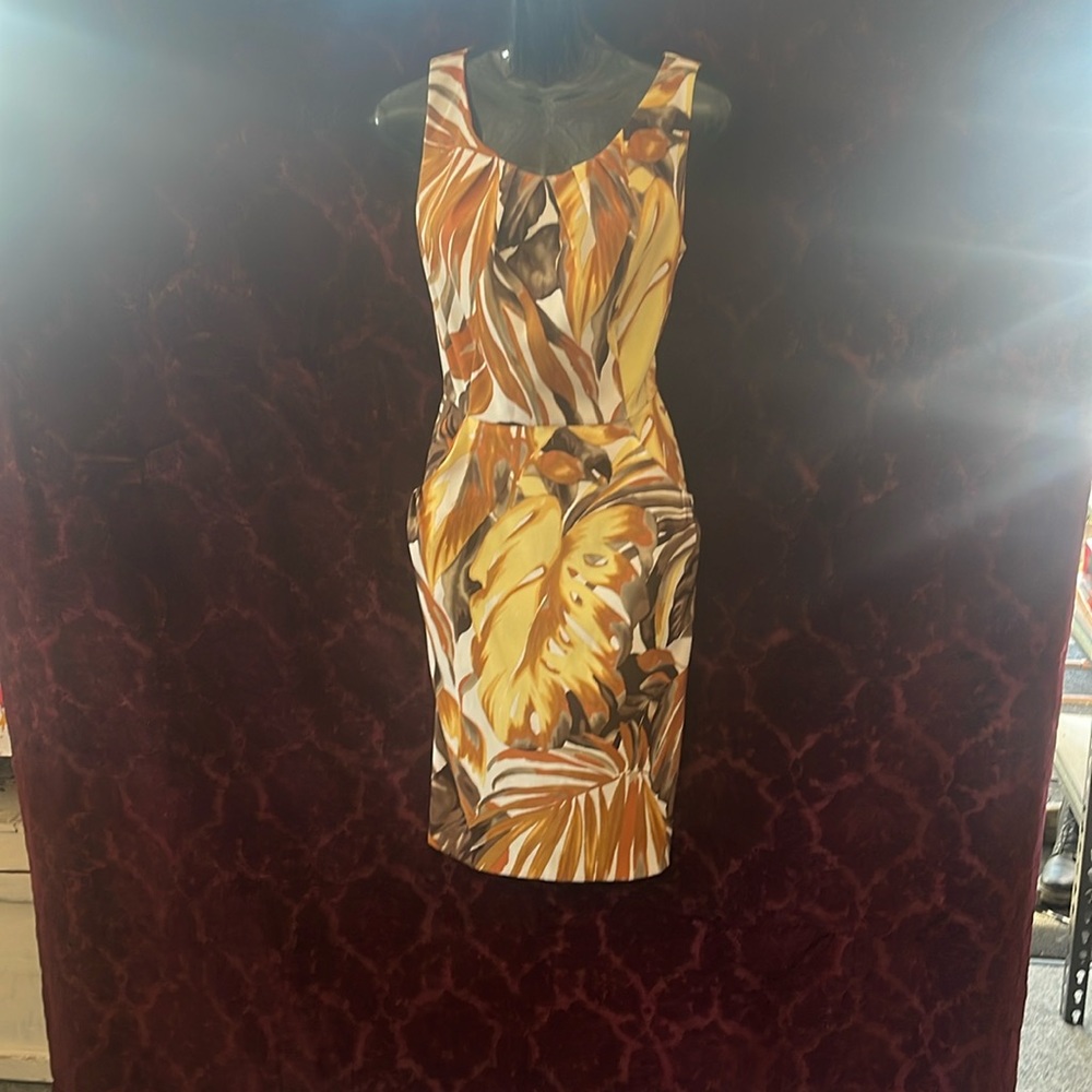 Connectwd Apparel Leaf patterned Cocktail dress with pockets